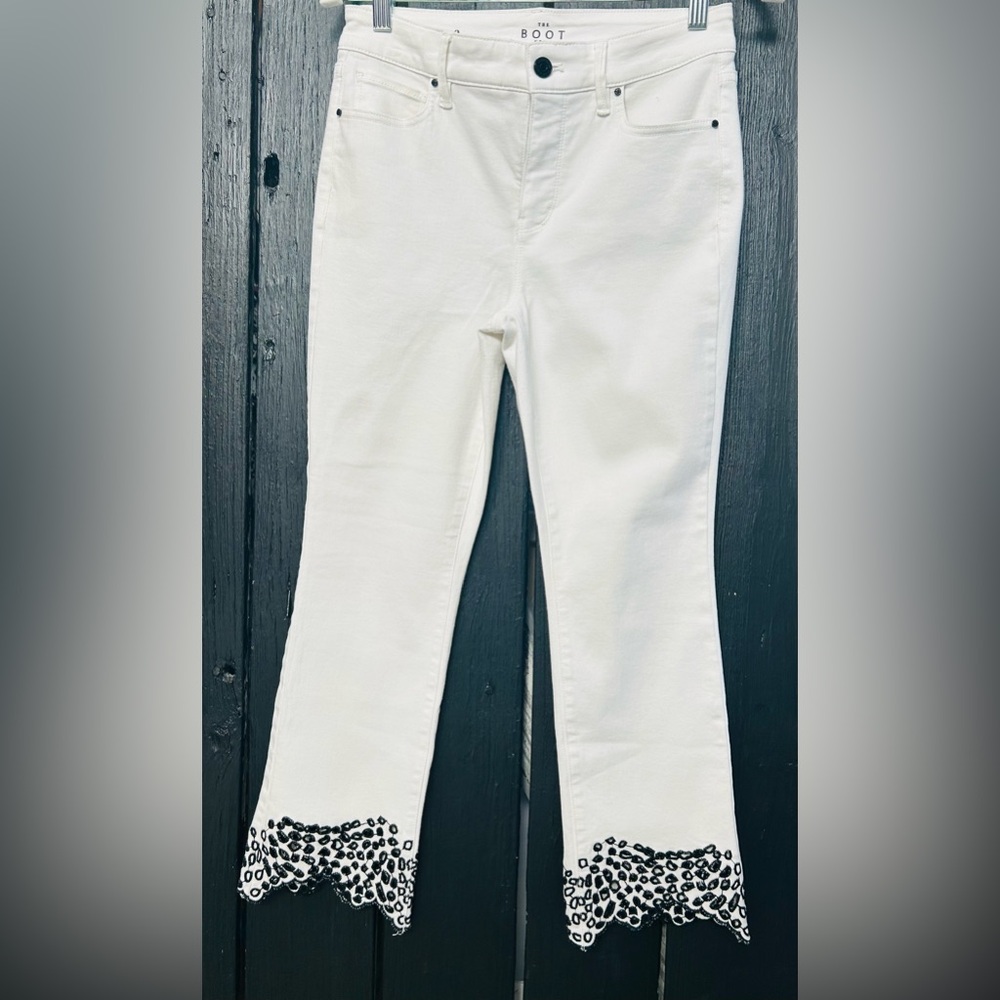 White House Black Market White Boot Cropped Jeans with Black Detail - Picture 2 of 5